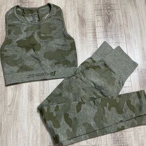 Jed North Green Camo seamless set